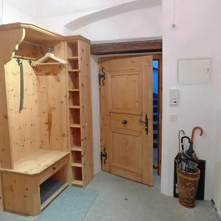 Apartamento Chesa Cromer By Interhome *