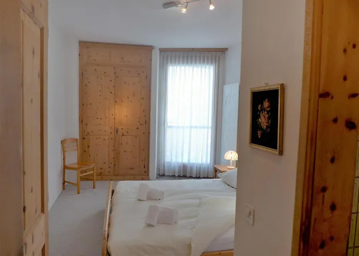 Chesa Cromer By Interhome Daire Celerina/Schlarigna