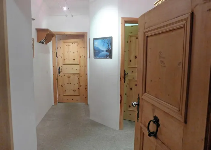 Chesa Cromer By Interhome